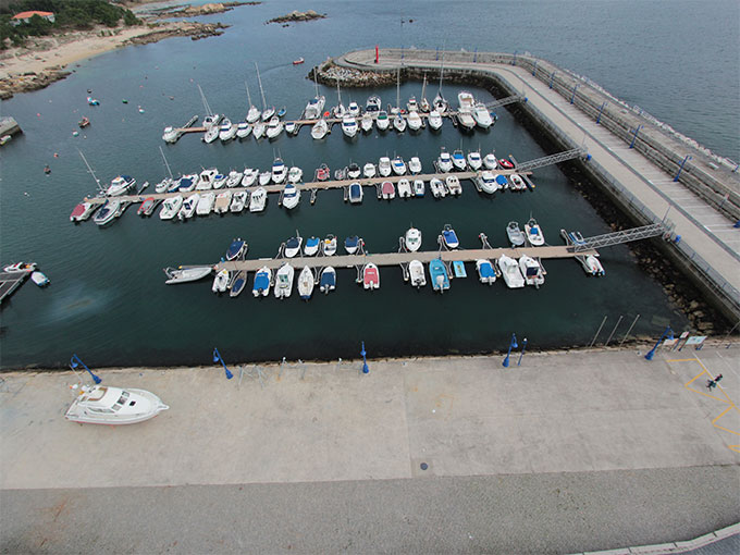 Puerto deportivo de Pedras Negras Puerto deportivo de Pedras Negras
