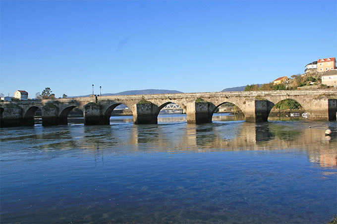 Ponte Sampaio. Río Verdugo - Oitabén. Un puente con historia. Ponte Sampaio. Río Verdugo - Oitabén. Un puente con historia.