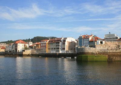 D-1622 y D-1622-1 Enfilación entrada al puerto de Luanco D-1622 y D-1622-1 Enfilación entrada al puerto de Luanco