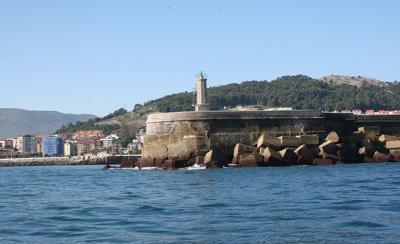 D-1537 Rompeolas N Extremo. Puerto de Castro Urdiales D-1537 Rompeolas N Extremo. Puerto de Castro Urdiales