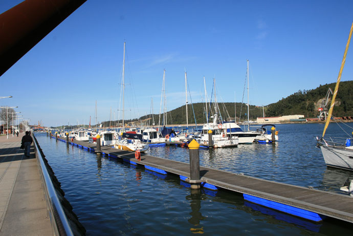 Puerto deportivo de Aviles Puerto deportivo de Aviles