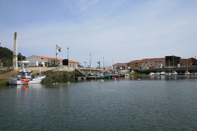 Puerto pesquero de San Juan de la Arena Puerto pesquero de San Juan de la Arena