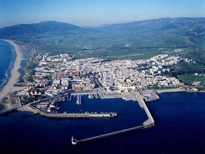 Puerto de Tarifa. Comercial, pesquero y de refugio Puerto de Tarifa. Comercial, pesquero y de refugio