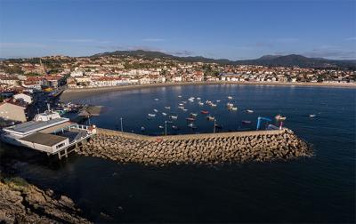 Puerto de Panxón. Nigrán Puerto de Panxón. Nigrán