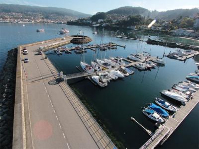 Puerto Deportivo de Beluso. Bueu Puerto Deportivo de Beluso. Bueu