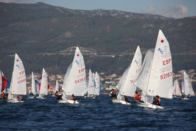 2012-10-20-EMPOPADA-DE-LOS-420-EN-LA-RIA-DE-VIGO-(FOTO-PEDRO-SEOANE
