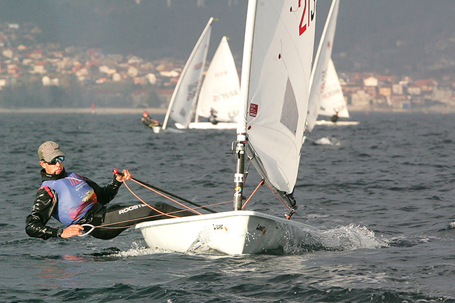 32EJ3799-(medios)
