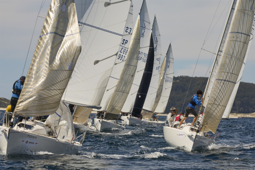 La flota de J80 es la más numerosa del trofeo - Foto Lalo R Villar