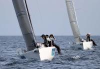 Bribón Movistar lidera el Trofeo Otoño en agua de Barcelona