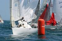 El J/80 Marbella Team, primer líder en Barcelona
