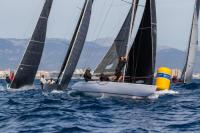 El viento del suroeste acompaña a los monotipos en el estreno del 52 Trofeo Princesa Sofía 