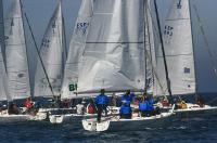 Oxital y Wally se reparten las victorias en la segunda tirada del trofeo Metromar  para la clase j80 