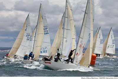 EL MURCIANO CARLOS MARTÍNEZ GANA POR TERCER AÑO CONSECUTIVO EN J80 LA REGATA MAPFRE PALMAVELA EL MURCIANO CARLOS MARTÍNEZ GANA POR TERCER AÑO CONSECUTIVO EN J80 LA REGATA MAPFRE PALMAVELA