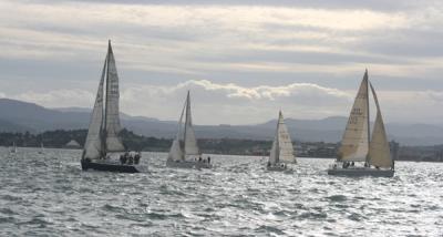 En Santander se pudo disfrutar con un NE de la regata del último trofeo del año En Santander se pudo disfrutar con un NE de la regata del último trofeo del año