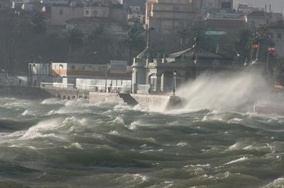 Eolo soplando fuerte del sur imposibilitó el comienzo de la temporada en el crucero del rcms Eolo soplando fuerte del sur imposibilitó el comienzo de la temporada en el crucero del rcms