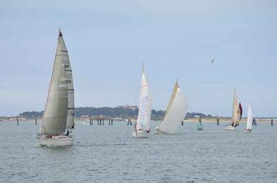 IZARO SEGUNDO SE HIZO CON LA VICTORIA EN LA 12ª TRAVESÍA DEL CLUB NÁUTICO MARINA DEL CANTÁBRICO IZARO SEGUNDO SE HIZO CON LA VICTORIA EN LA 12ª TRAVESÍA DEL CLUB NÁUTICO MARINA DEL CANTÁBRICO