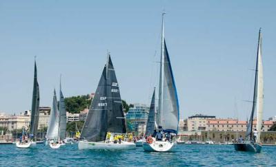 La Cartagena Ibiza se pone en marcha con 30 barcos en línea de salida La Cartagena Ibiza se pone en marcha con 30 barcos en línea de salida