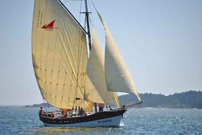 La Ría de Arousa se llenará de velas cangrejas La Ría de Arousa se llenará de velas cangrejas