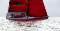 Brit Air con problemas. Avería a bordo del Trimarán Prince de Bretagne. El 1876, primer barco “invisible”