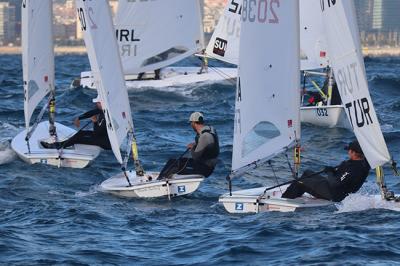 A falta de una jornada, Thomas Saunders se sitúa en cabeza del Mundial ILCA 7 A falta de una jornada, Thomas Saunders se sitúa en cabeza del Mundial ILCA 7