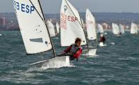 Albert Torres, del RCNP, gana la I Regata Gran Premio Playa de Alcúdia de Optimist