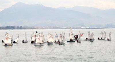 DISPUTADO EL CAMPEONATO DE SANTOÑA DE VELA LIGERA - TROFEO A. P. DEPORTIVA DISPUTADO EL CAMPEONATO DE SANTOÑA DE VELA LIGERA - TROFEO A. P. DEPORTIVA