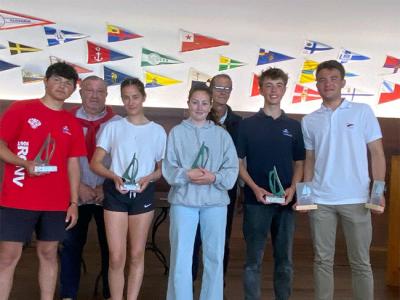 El Náutico retiene el Campeonato Gallego de 420 con el triunfo absoluto de Stella Maris Enríquez y María Núñez en aguas de Sanxenxo El Náutico retiene el Campeonato Gallego de 420 con el triunfo absoluto de Stella Maris Enríquez y María Núñez en aguas de Sanxenxo