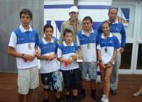 El RCN Torrevieja revalida por tercer año consecutivo su trofeo como campeón Autonómico de Optimist por equipos