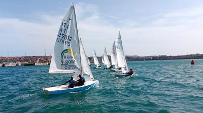 El Trofeo Guadalimar se decidió en el Abra con viento del sur El Trofeo Guadalimar se decidió en el Abra con viento del sur
