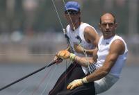 Iker y Xabi salvan una jornada marcada por el poco viento. El Tornado disputa mañana la regata de entrenamiento 
