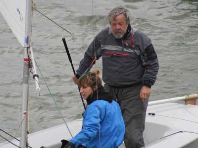 La regata Comodoro de Honor del RCMS no llenó de velas la Bahía La regata Comodoro de Honor del RCMS no llenó de velas la Bahía