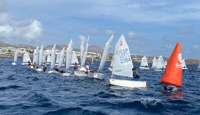 Lanzarote Trophy Optimist 2024, una fiesta náutica para los más jóvenes Lanzarote Trophy Optimist 2024, una fiesta náutica para los más jóvenes