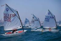 Las condiciones meteorologicas marcaron la regata invierno de la clase optimist que organizo el CND Riveira