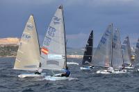 Laurent Hay lidera provisionalmente el Campeonato de España de Finn