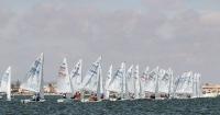 Los almerienses Fresneda lideran el Trofeo Armada de Snipe