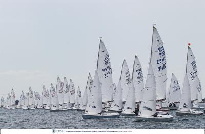 Los valencianos Agustín Zabalua y Juan Luis Granados lideran el Europeo Master Snipe 2022 Los valencianos Agustín Zabalua y Juan Luis Granados lideran el Europeo Master Snipe 2022