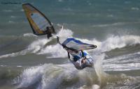 Pablo Ánia, del CW Burriana, campeón de Funboard Slalom en el campeonato del CN Mar Menor Los Alcázares