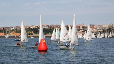 Primera jornada del III Trofeo Fhimasa en el Abra Primera jornada del III Trofeo Fhimasa en el Abra