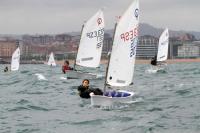 Primera ronda del Trofeo Otoño organizado por el Real Club Astur de Regatas de Gijón,