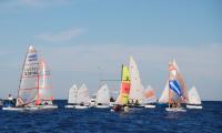 Ramón Portolés, Carmen Calvo y Marta Lafuente encabezan el Trofeo Otoño de Vela Ligera en Denia