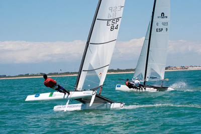 Santiago Nieto y la tripulación de Claus Denk y Alfredo Gómez, campeones de Andalucía de Catamarán Santiago Nieto y la tripulación de Claus Denk y Alfredo Gómez, campeones de Andalucía de Catamarán