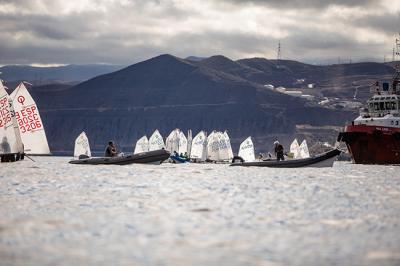 Sin viento en la jornada inugural de la 36º edición del Trofeo Internacional AECIO del RC Náutico de Gran Canaria Sin viento en la jornada inugural de la 36º edición del Trofeo Internacional AECIO del RC Náutico de Gran Canaria