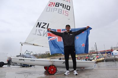 Thomas Saunders se proclama campeón del mundo de ILCA 7 en Barcelona Thomas Saunders se proclama campeón del mundo de ILCA 7 en Barcelona