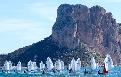 Valencia manda en la cita de Optimist en Calpe Valencia manda en la cita de Optimist en Calpe