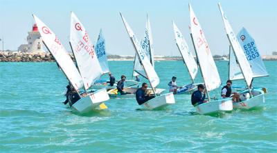 Valencianos, baleares y andaluces se ponen en cabeza del nacional de optimist por equipos de autonomías Valencianos, baleares y andaluces se ponen en cabeza del nacional de optimist por equipos de autonomías